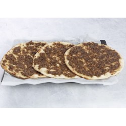 لحم بعجين دبس رمان